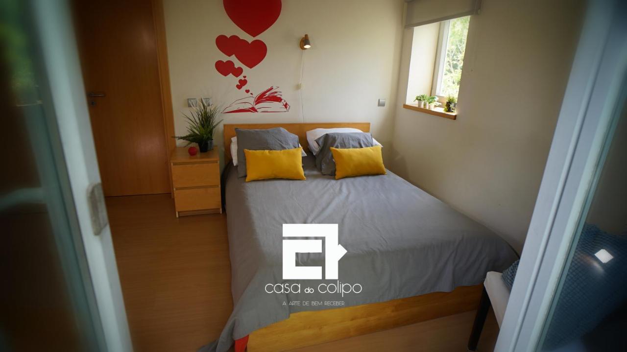 Casa Do Colipo Guest House บาตาเลีย ภายนอก รูปภาพ